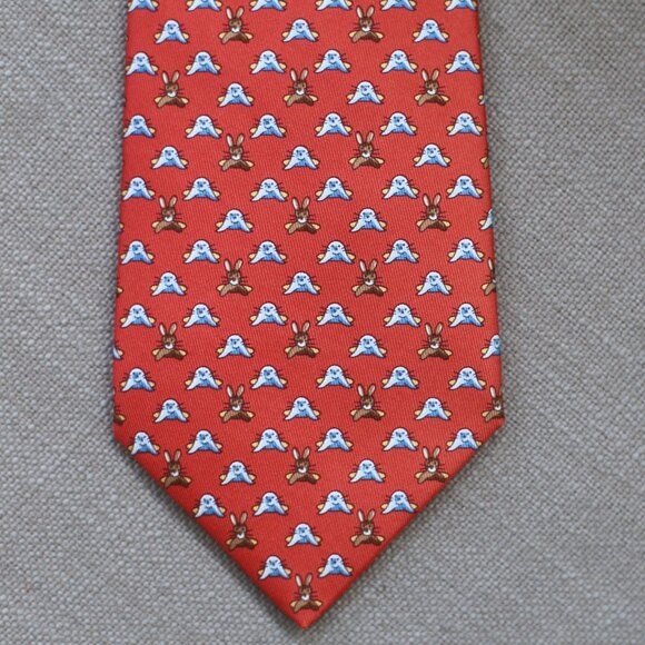 100% REAL HERMES TIE ~ RED w FUN BROWN BUNNY RABBITS & PLAYFUL BLUE SEALS XL - Picture 2 of 4